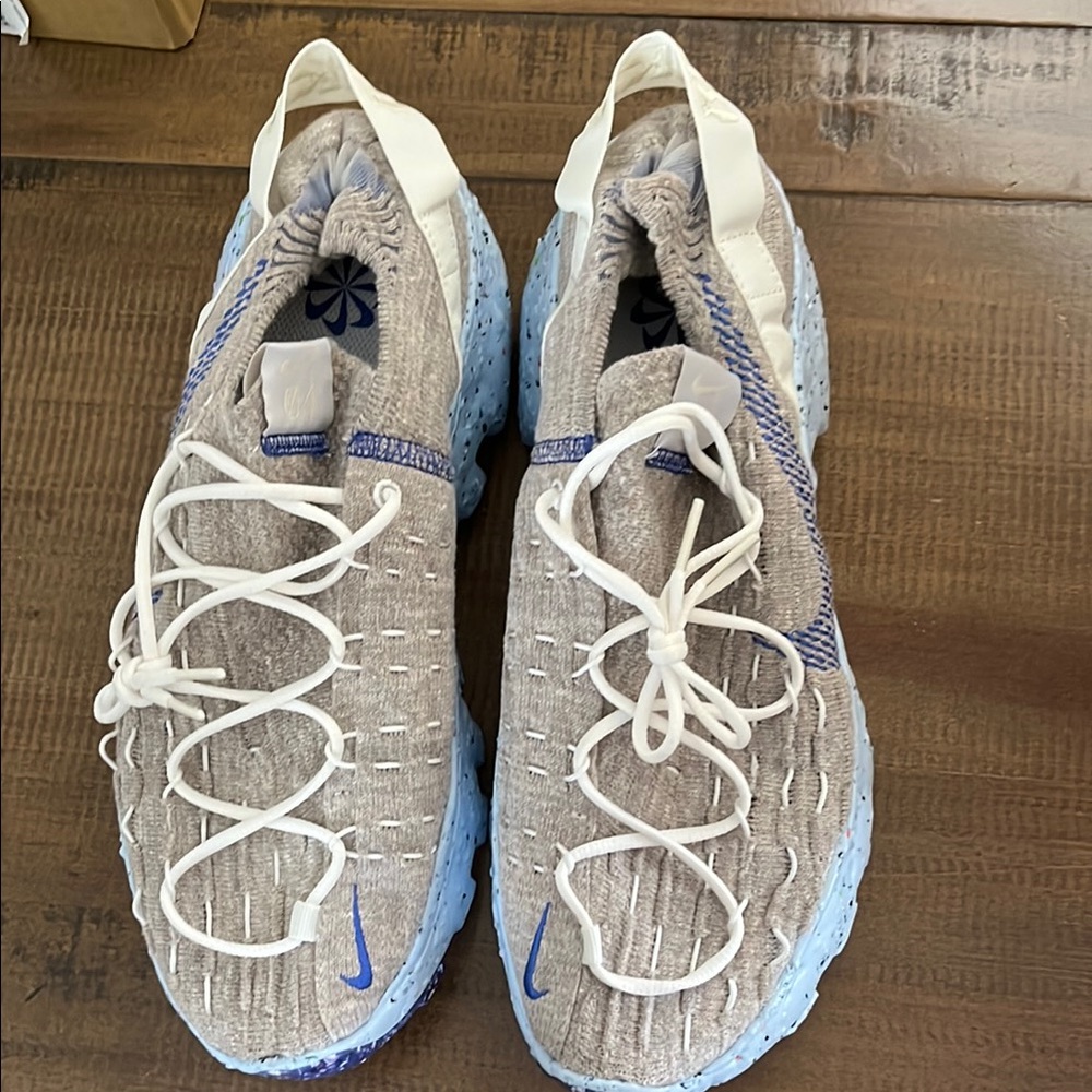Nike space hippie 04 astronomy blue and fossil men9.5 women 11